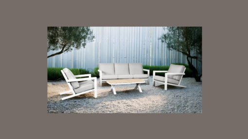 triple lounge setting outdoor