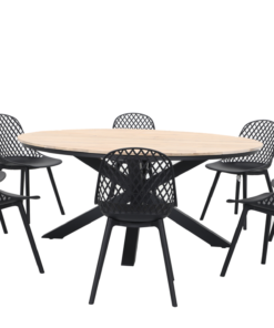 outdoor dining table