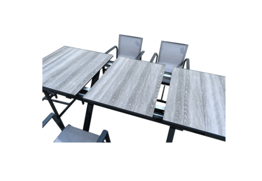 outdoor dining table